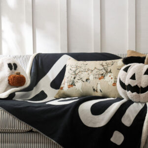 gus the ghost with pumpkin pillow 3